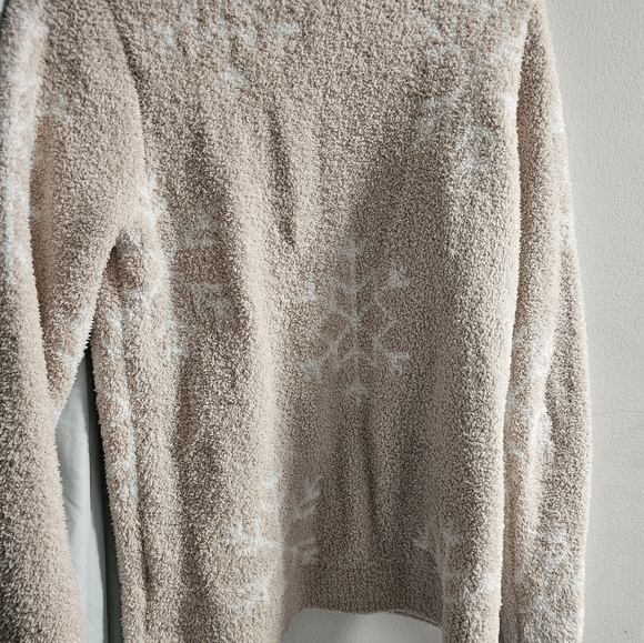 5 for $25 Christmas sweater - Picture 4 of 4